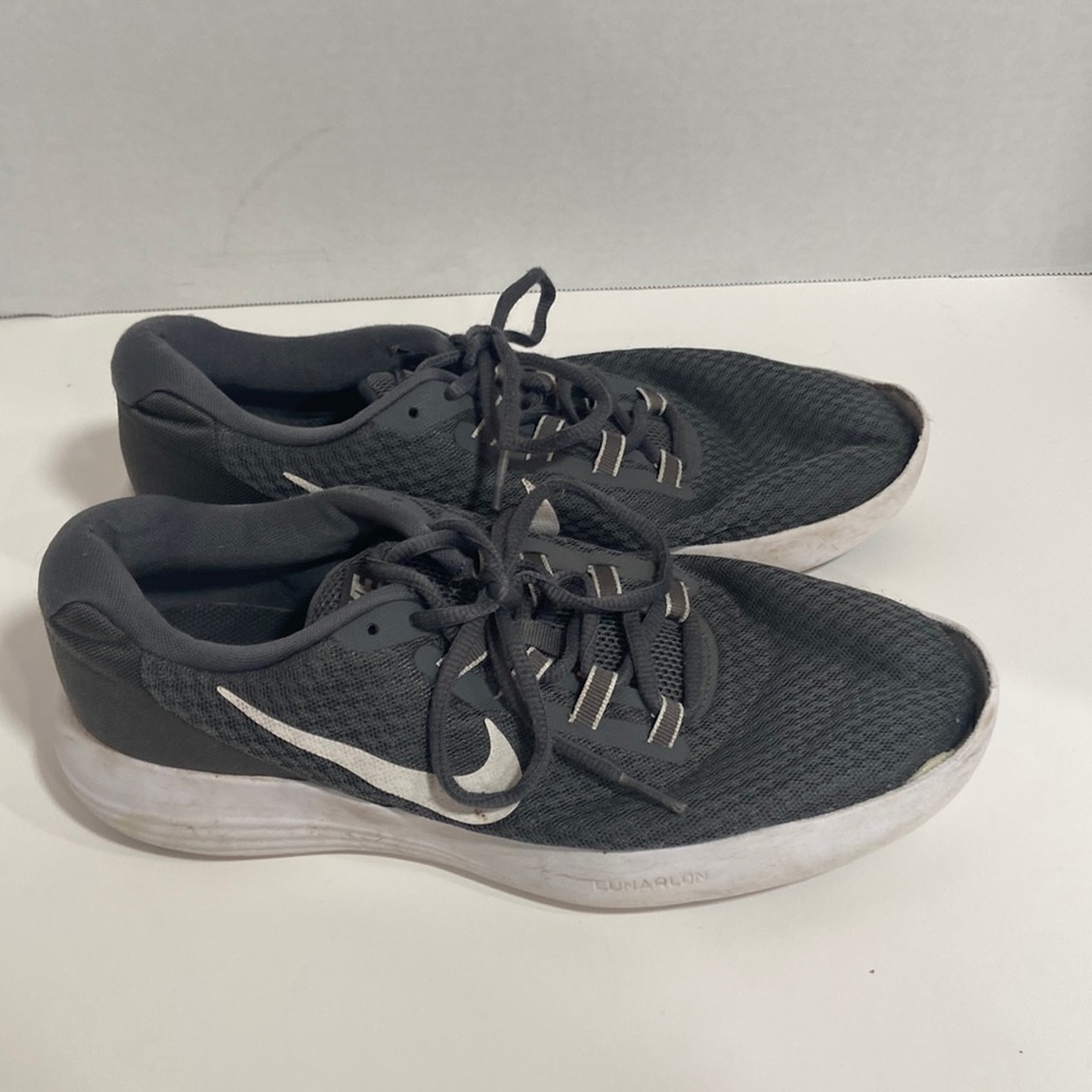 Nike lunarconverge gray size 8.5 - Picture 1 of 7